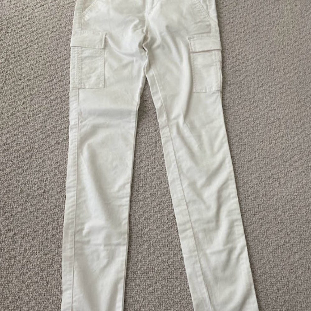 Uniqulo white jeans( lady's)